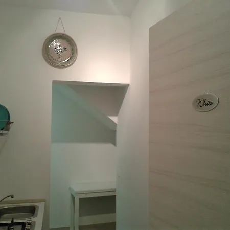 Artemisia Casa Andolina White *