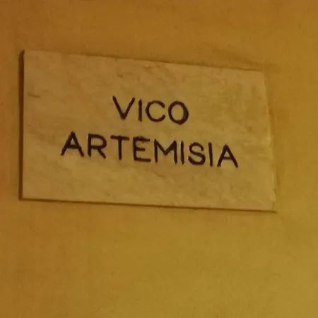 Artemisia Casa Andolina White Feriehus